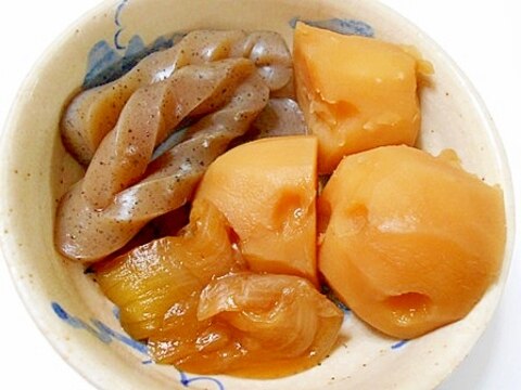 じゃがいもと新玉ねぎとこんにゃくの煮物